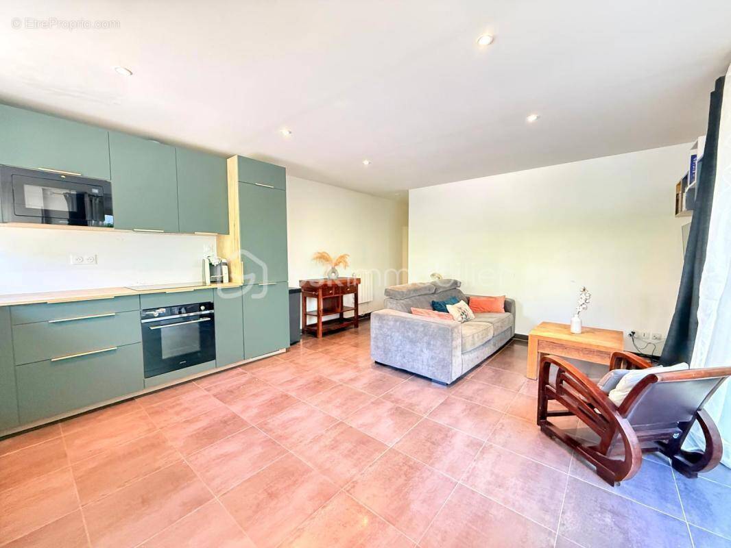 Appartement à NEUILLY-PLAISANCE