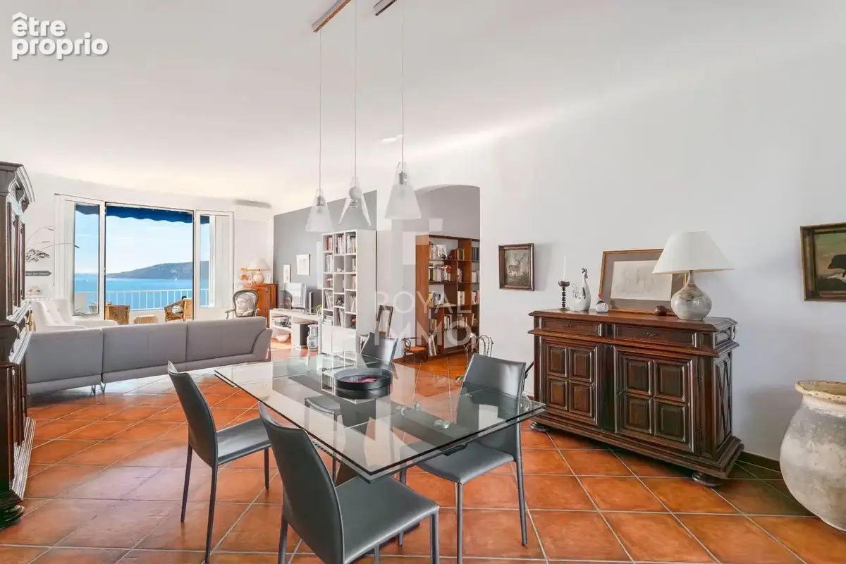 Appartement T5 vue mer Mourillon - photo 3