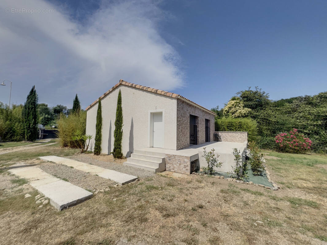 Maison à SANTA-MARIA-POGGIO