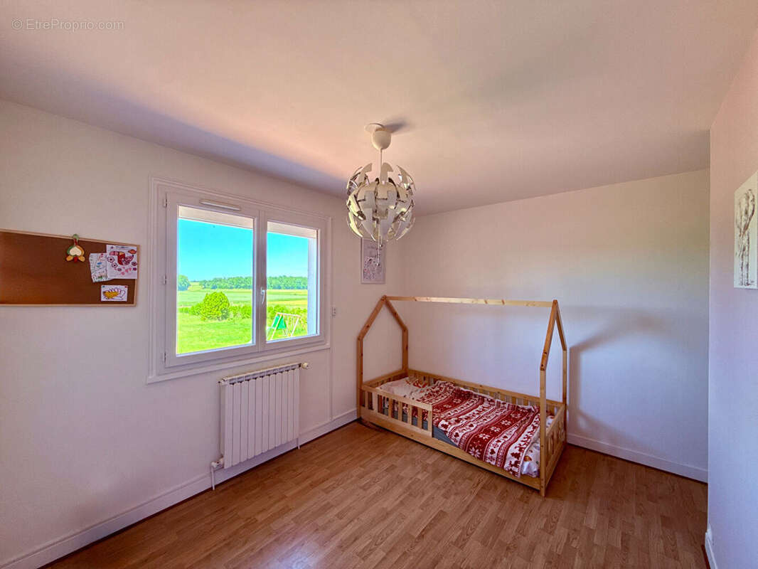 Grande Maison Familiale Lusigny 8 pièce(s) 306.57 m² - photo 5