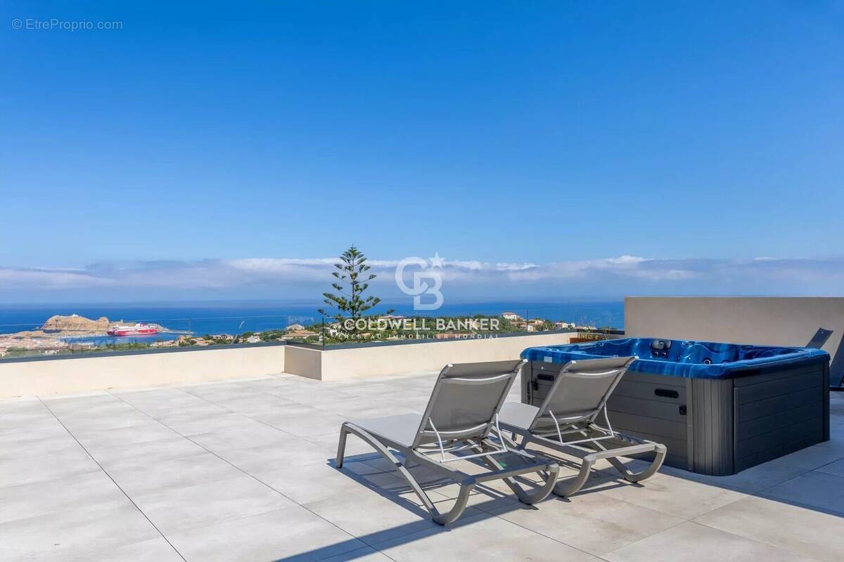 Appartement à L'ILE-ROUSSE