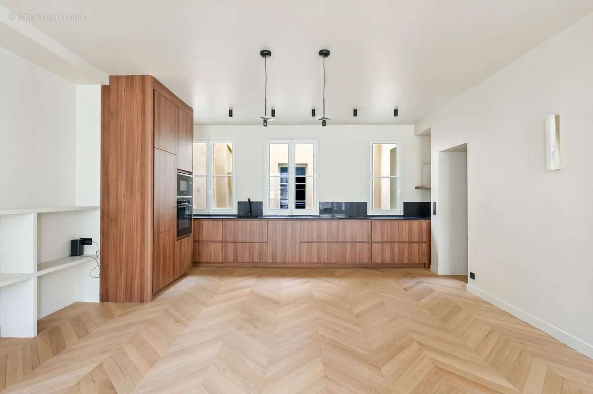 Appartement à PARIS-9E