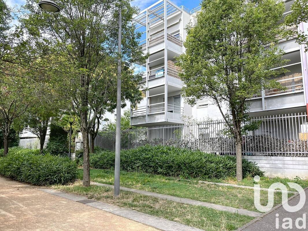 Photo 1 - Appartement à VAULX-EN-VELIN