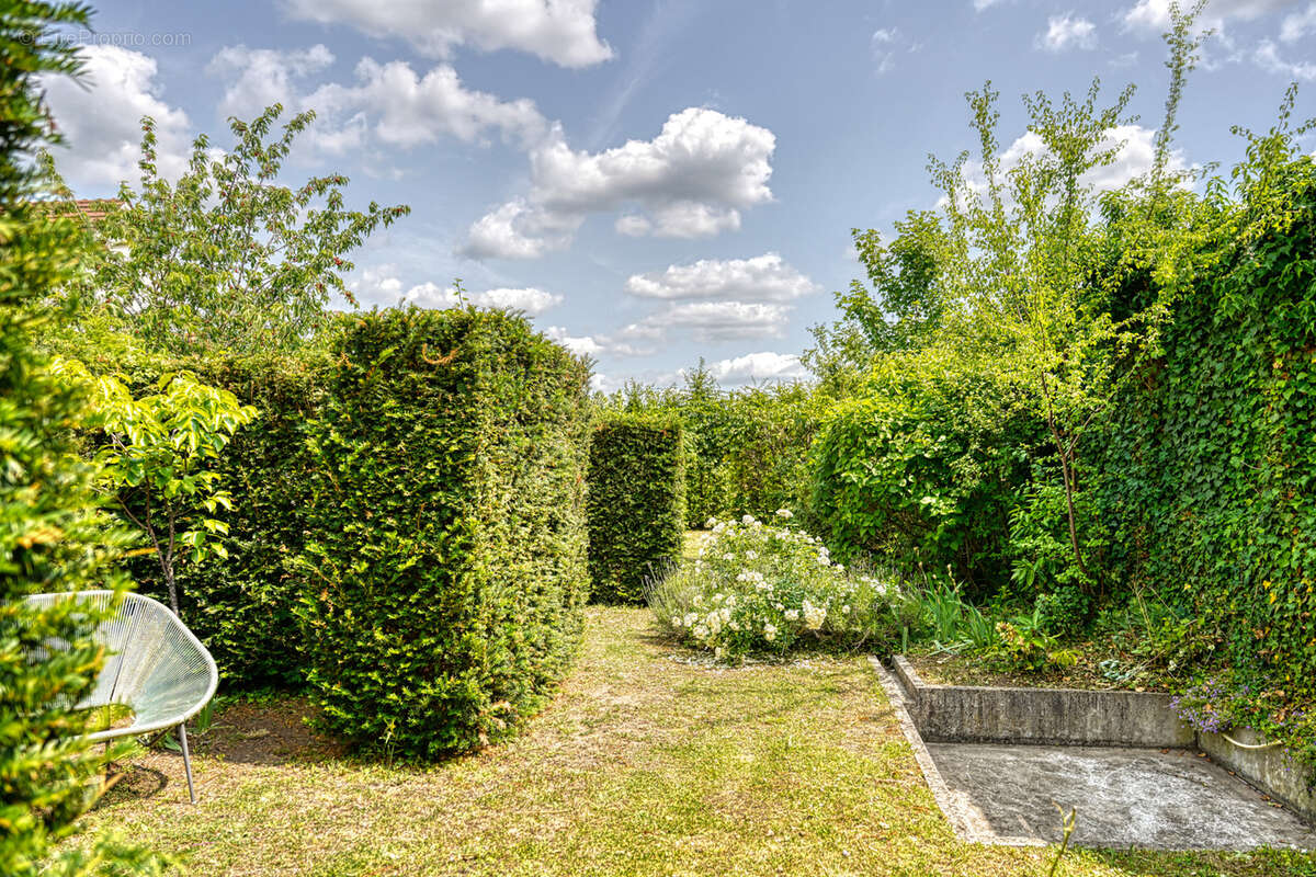 Maison à SAINT-OUEN-L&#039;AUMONE