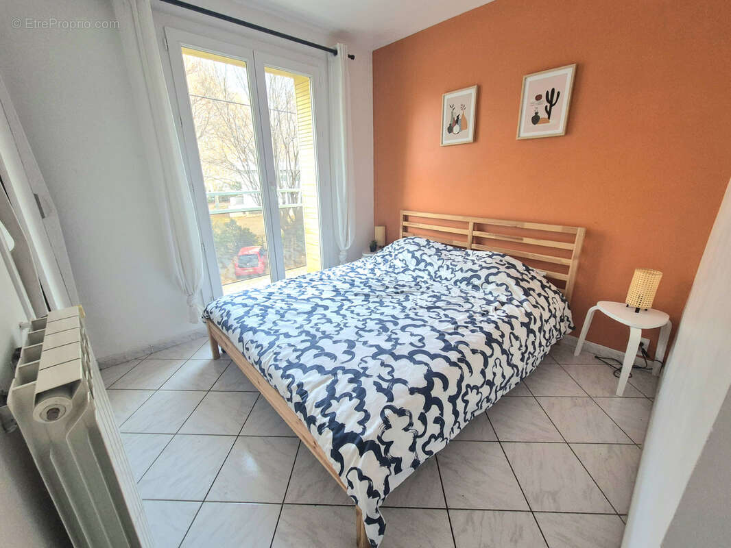 Appartement à MARSEILLE-9E