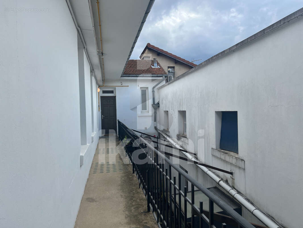 Appartement à ROMANS-SUR-ISERE