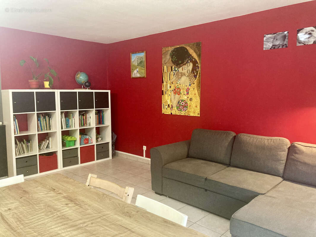 Appartement à RILLIEUX-LA-PAPE