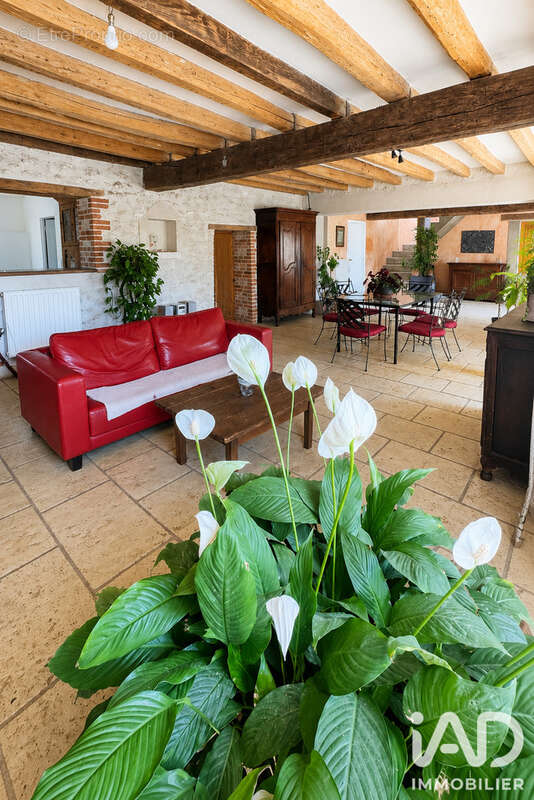 Maison 135 m² à Charsonville  - photo 5