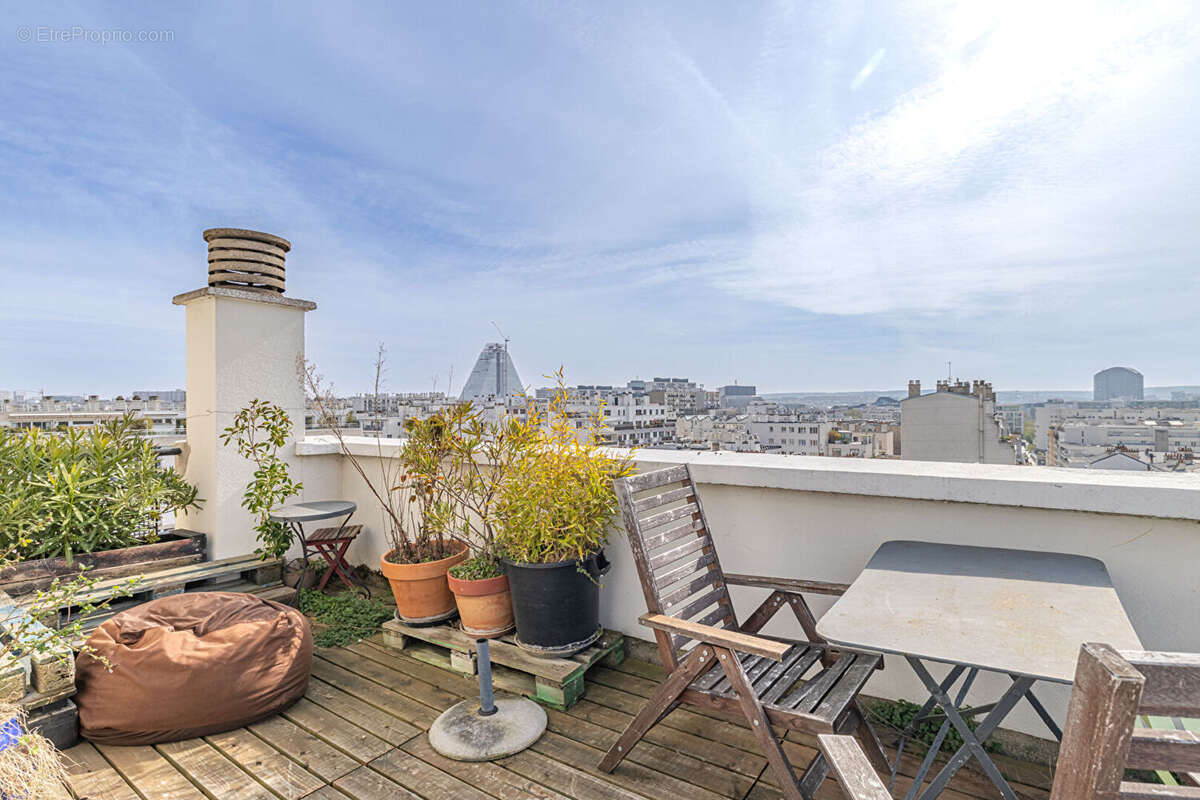 Appartement à PARIS-15E