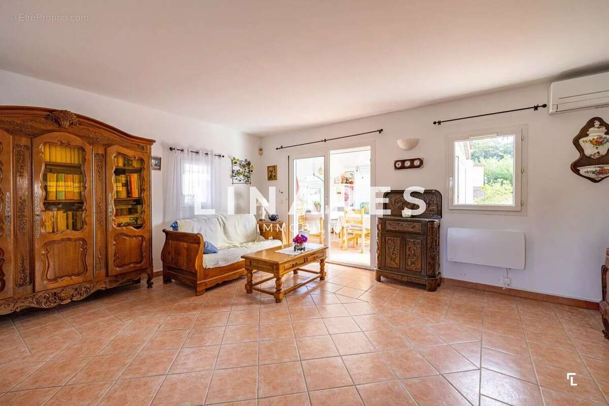 Appartement à MARSEILLE-11E