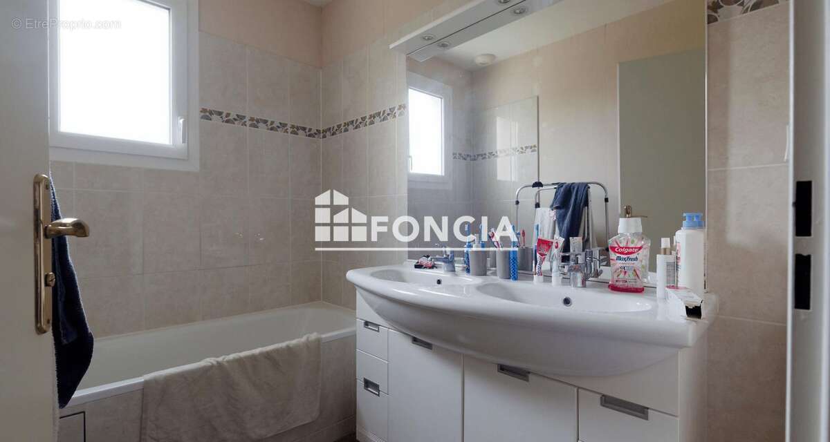 Maison à BALLANCOURT-SUR-ESSONNE