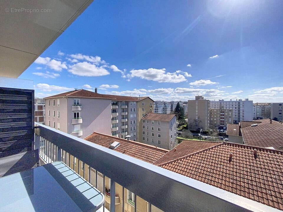 Appartement à VILLEURBANNE