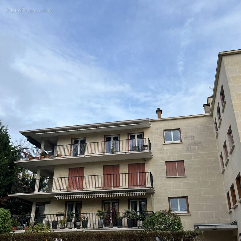 Appartement à LE RAINCY