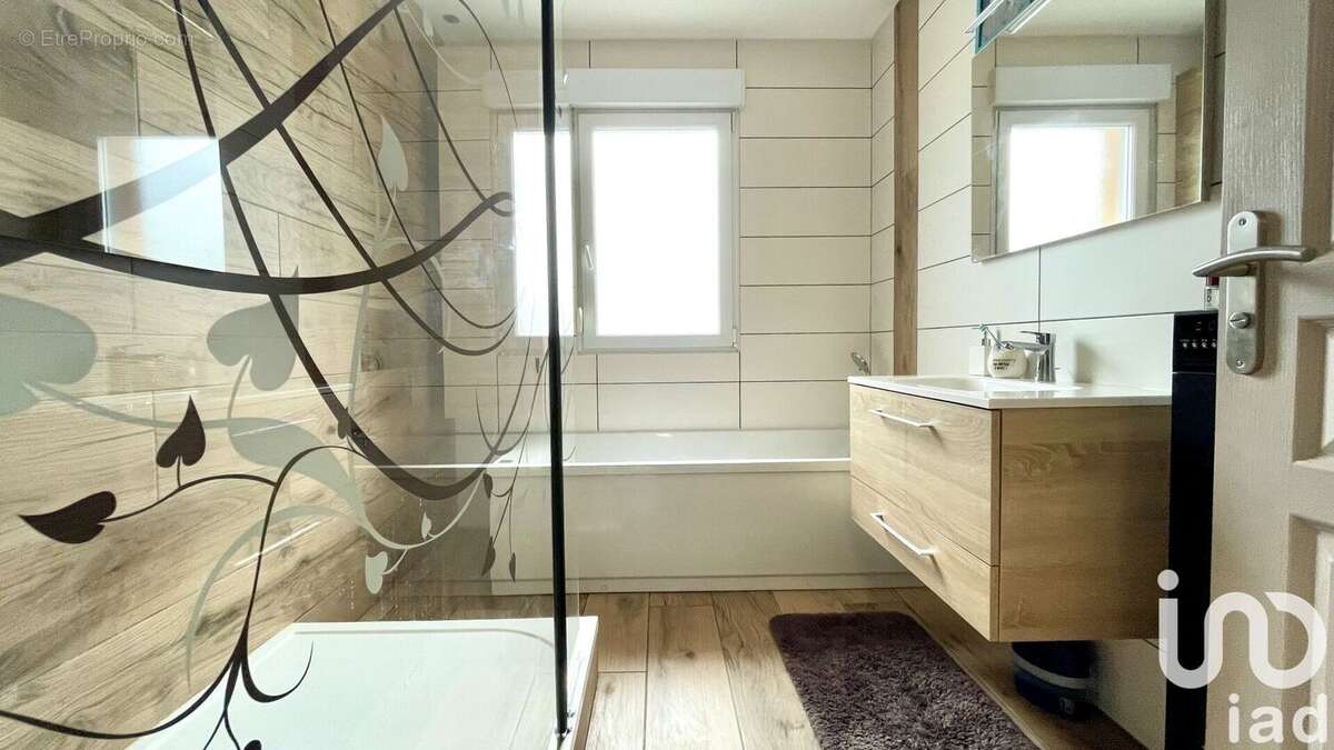 Photo 6 - Maison à UXEGNEY