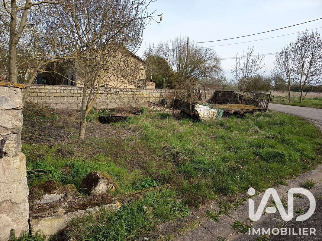 Terrain 190 m² à Hageville  - photo 2
