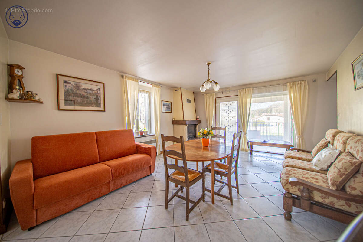 Maison à DELOUZE-ROSIERES