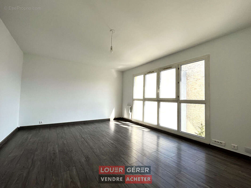 Appartement à LEVALLOIS-PERRET