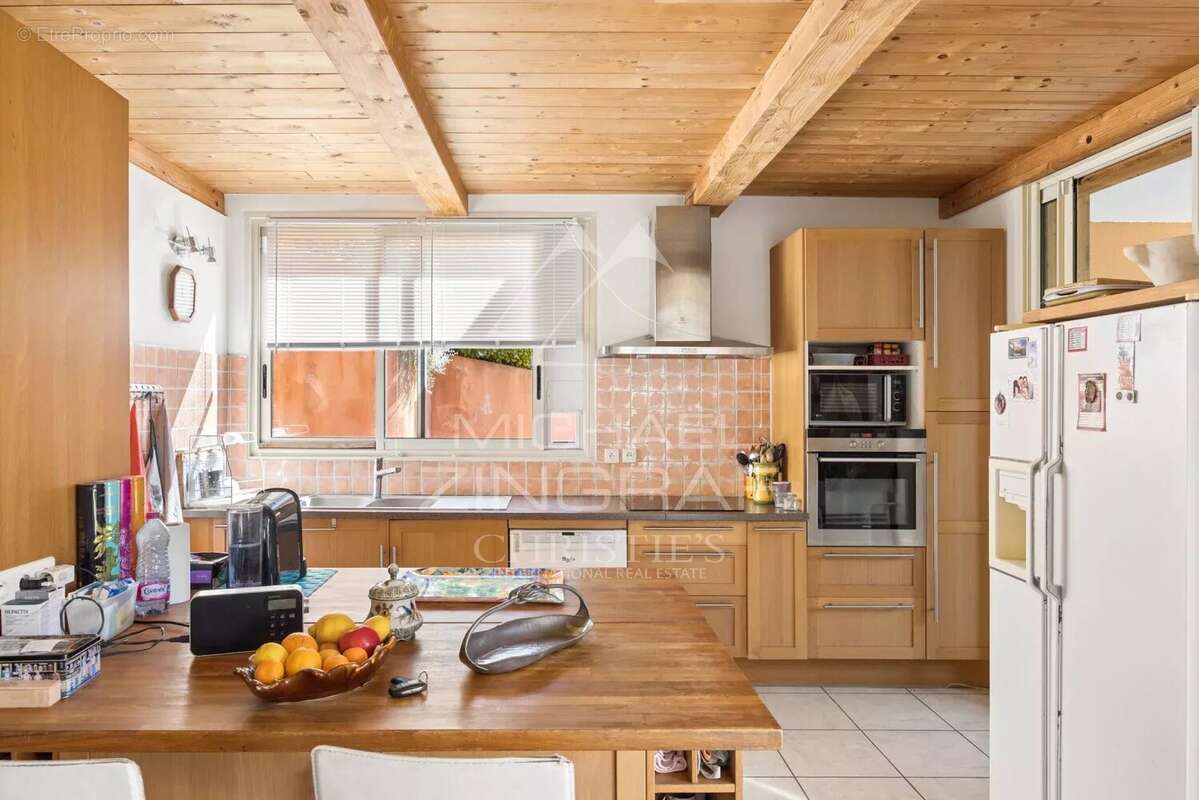 Maison à MOUGINS