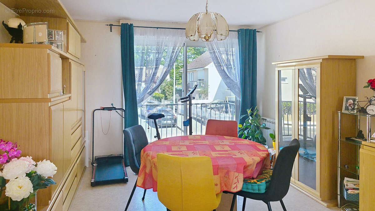 Maison à ALLONNES