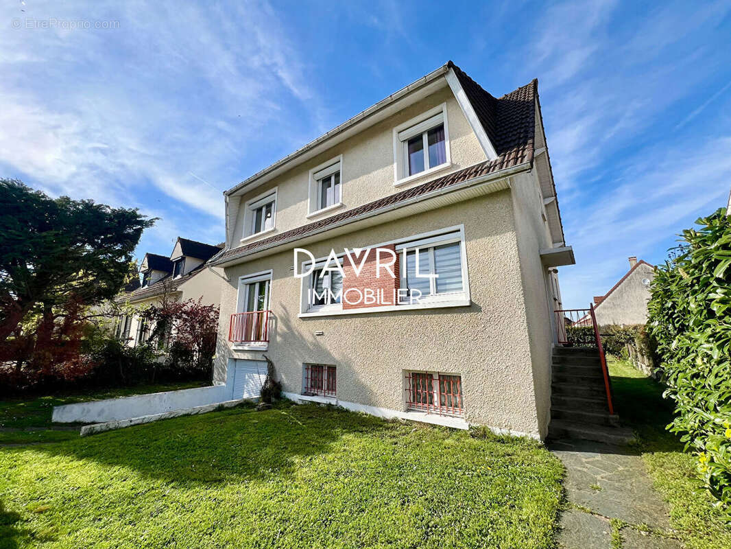 Maison à CONFLANS-SAINTE-HONORINE