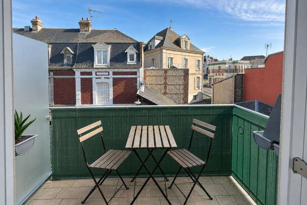 Appartement à TROUVILLE-SUR-MER