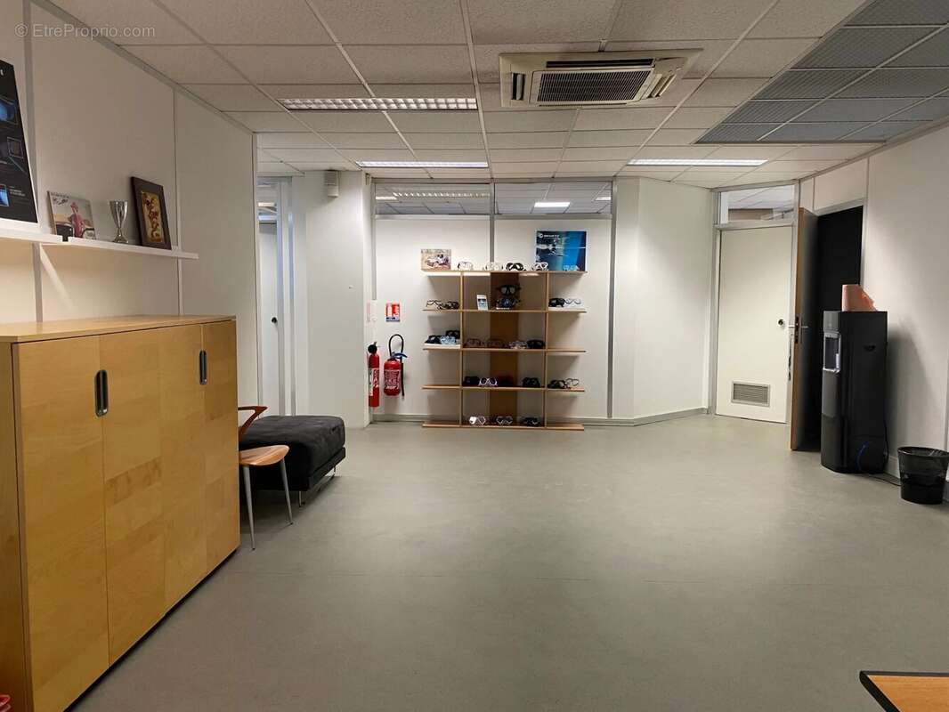 Commerce à VILLIERS-SUR-MARNE