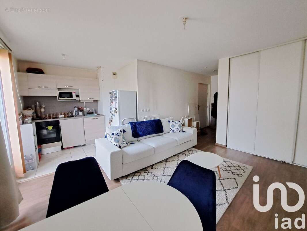 Photo 2 - Appartement à BOISSY-SAINT-LEGER