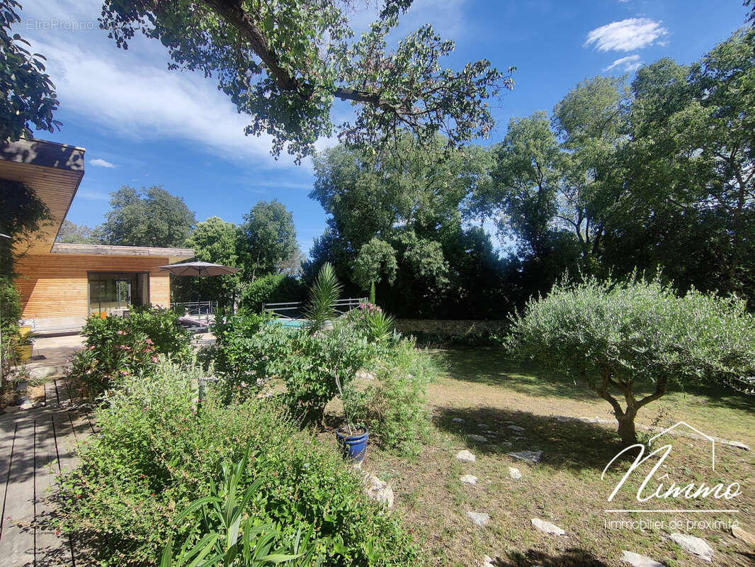 Exclusivite nimes proche castanet maison t4 terrain piscine - photo 4