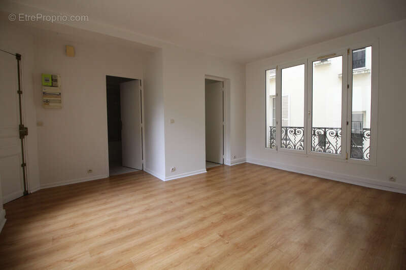 Appartement à LEVALLOIS-PERRET