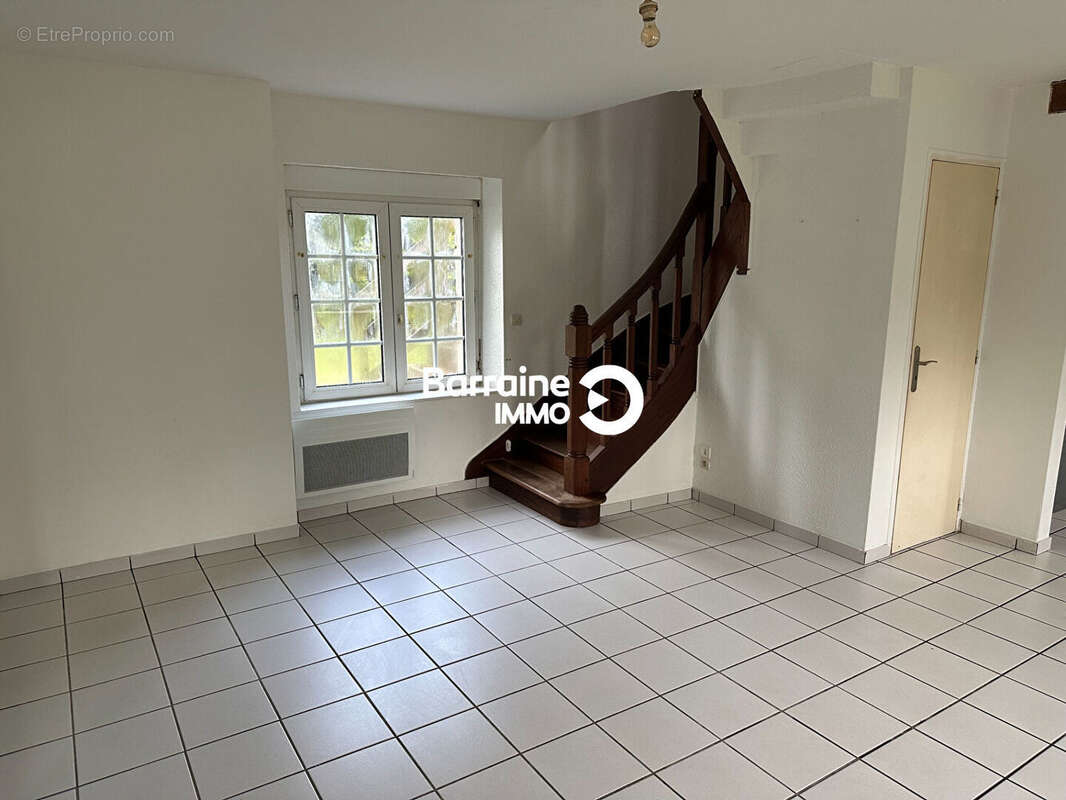 Appartement à PLOUGONVEN