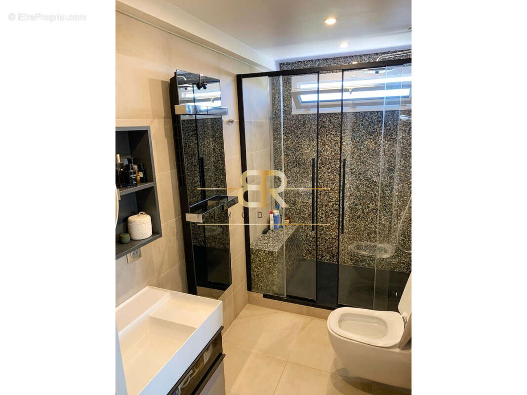 Appartement à SAINT-MAUR-DES-FOSSES