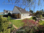 Maison à CUVRY