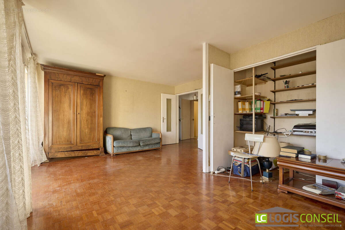 Appartement à BOURG-LA-REINE