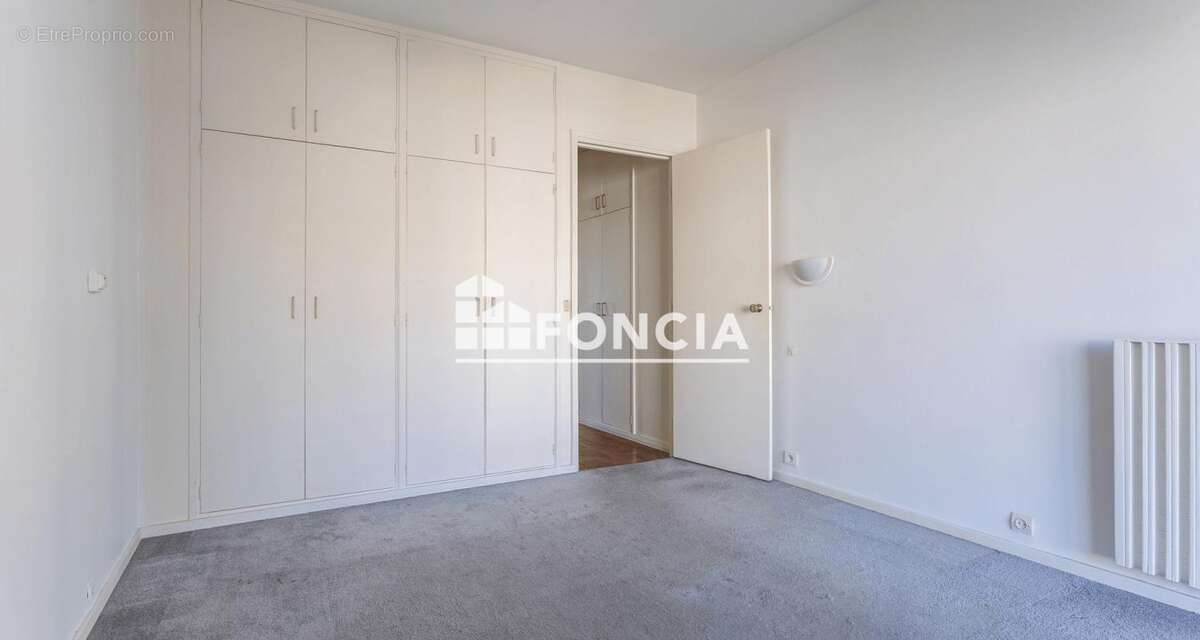 Appartement à BOURG-LA-REINE
