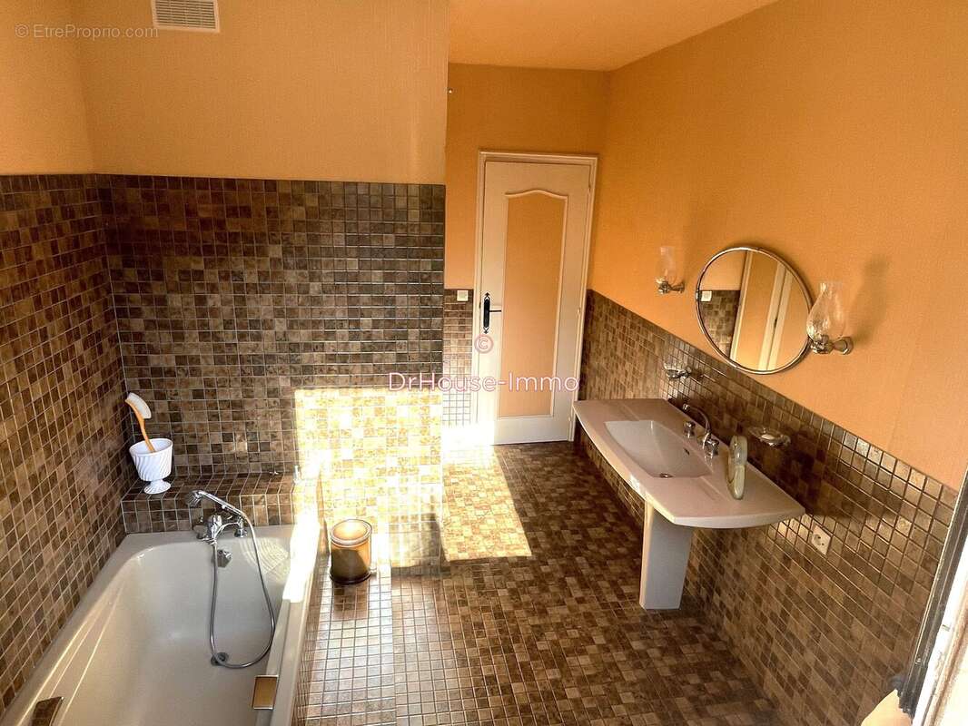 Maison à GAILLON-SUR-MONTCIENT