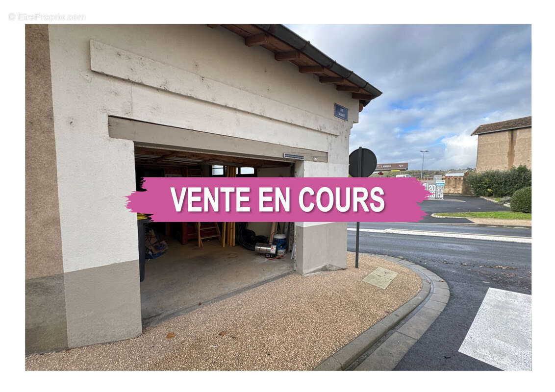 Maison à SAINT-JUERY