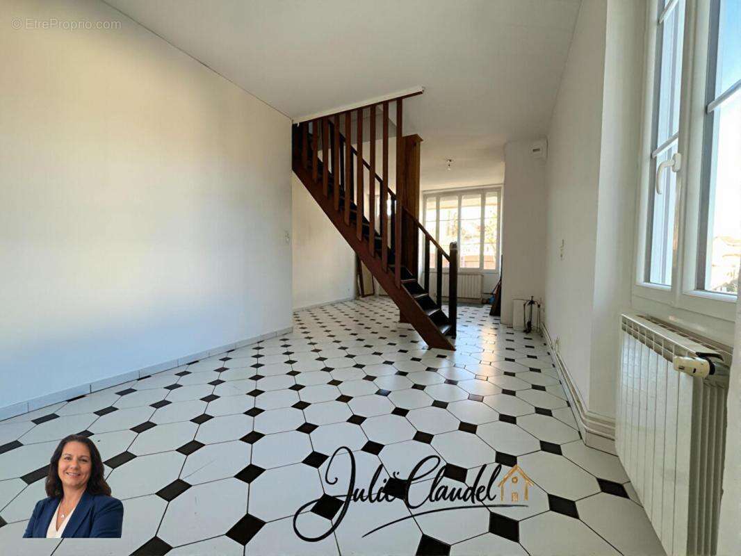 Maison à TRANS-EN-PROVENCE