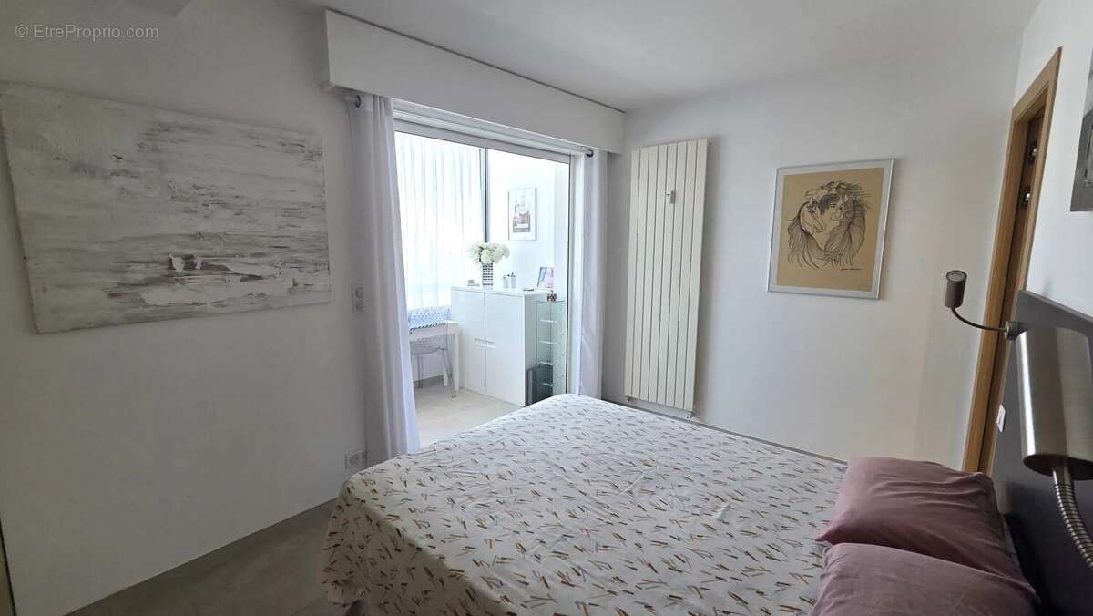 Cannes, Banane, 3P en étage élevé rénové. - photo 7