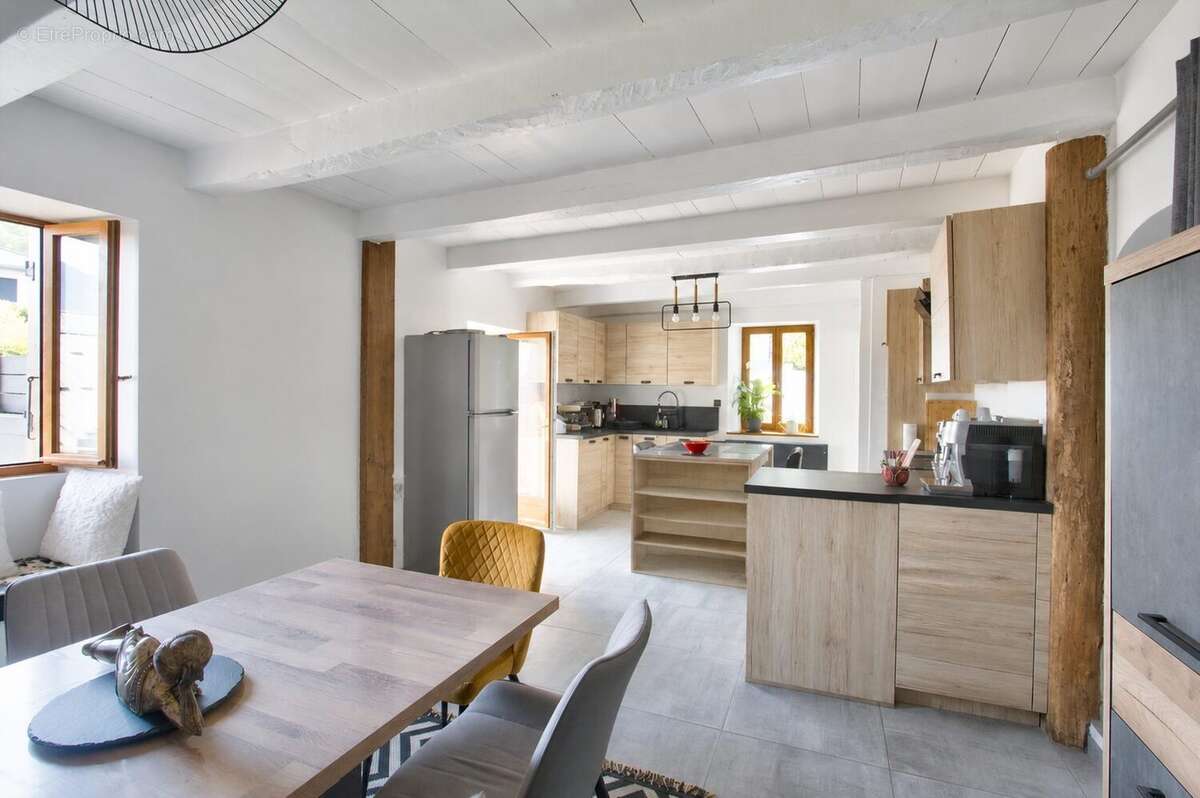 Maison 150 m² à Notre-Dame-Des-Millieres  - photo 5