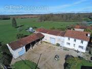 Maison à CELLEFROUIN