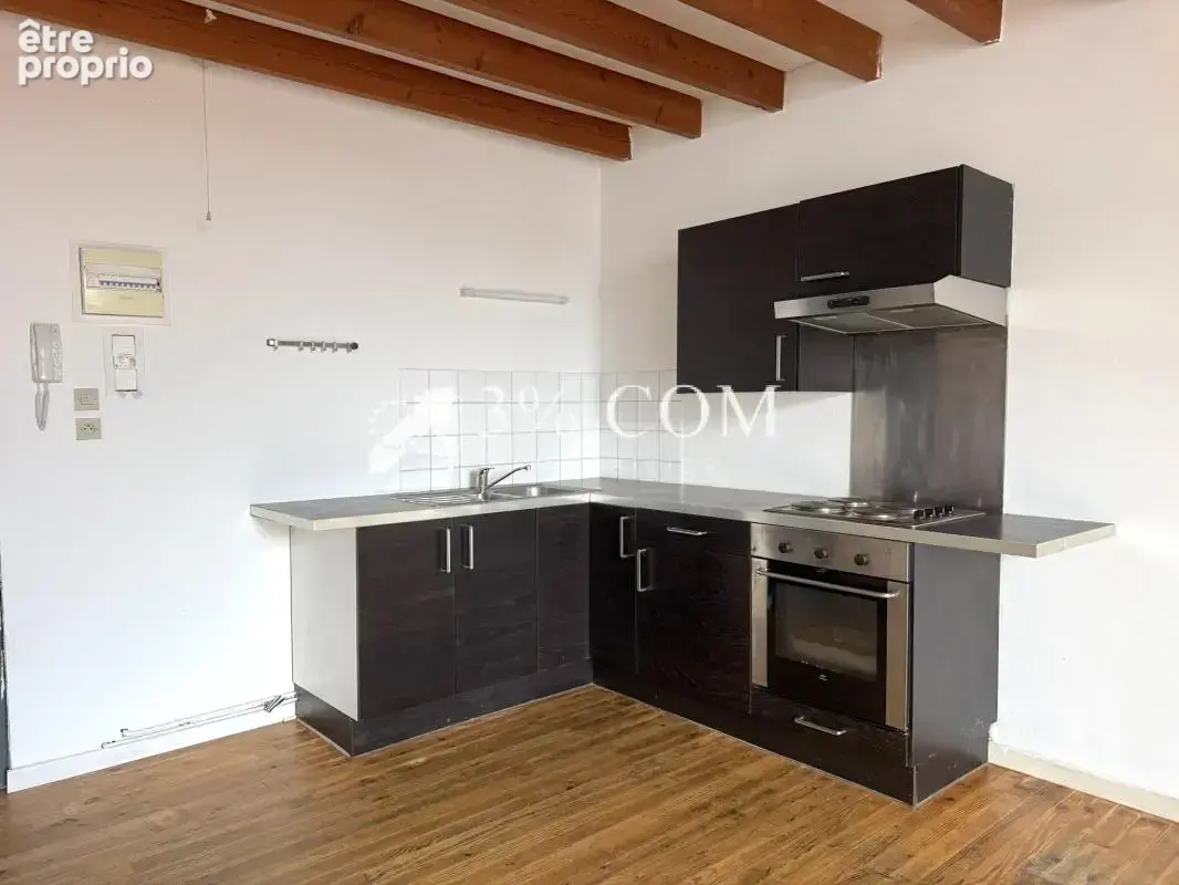 Appartement t1bis en duplex de 41 m2 - photo 2