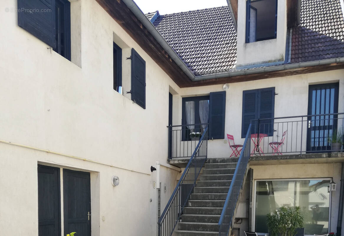 Appartement à BLETTERANS