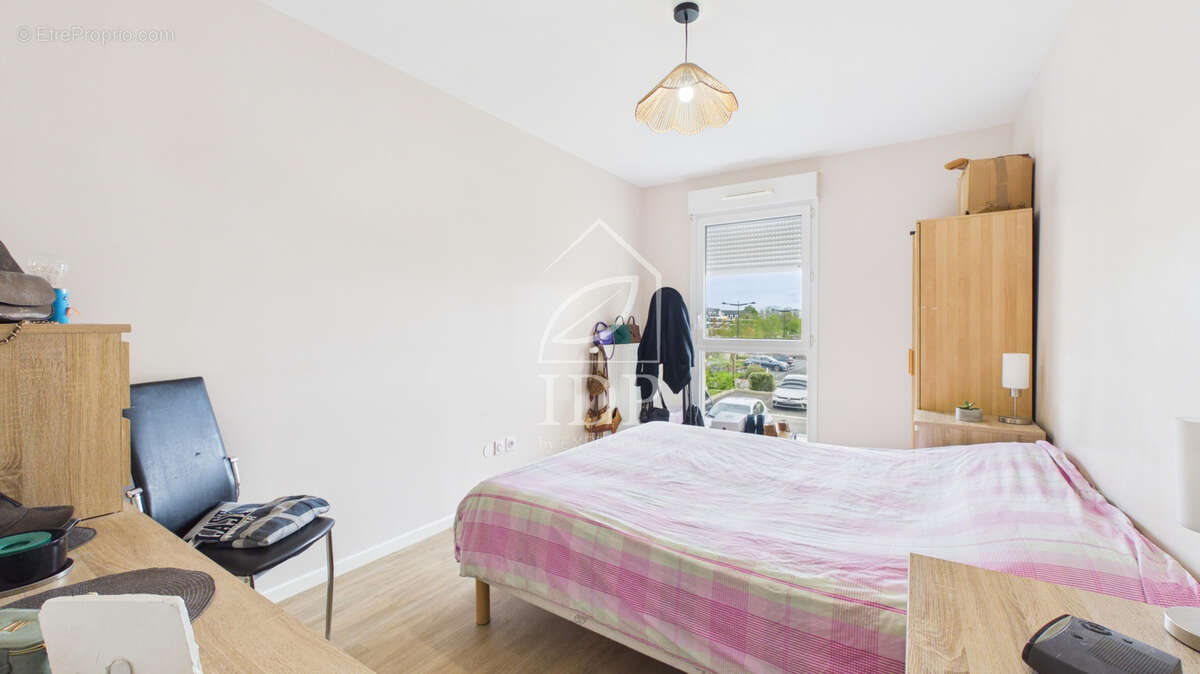 Appartement à SAINT-PIERRE-DU-PERRAY