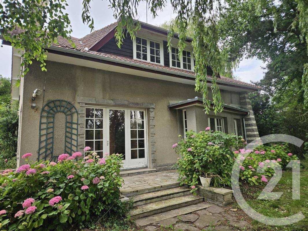 Maison à ATTIN