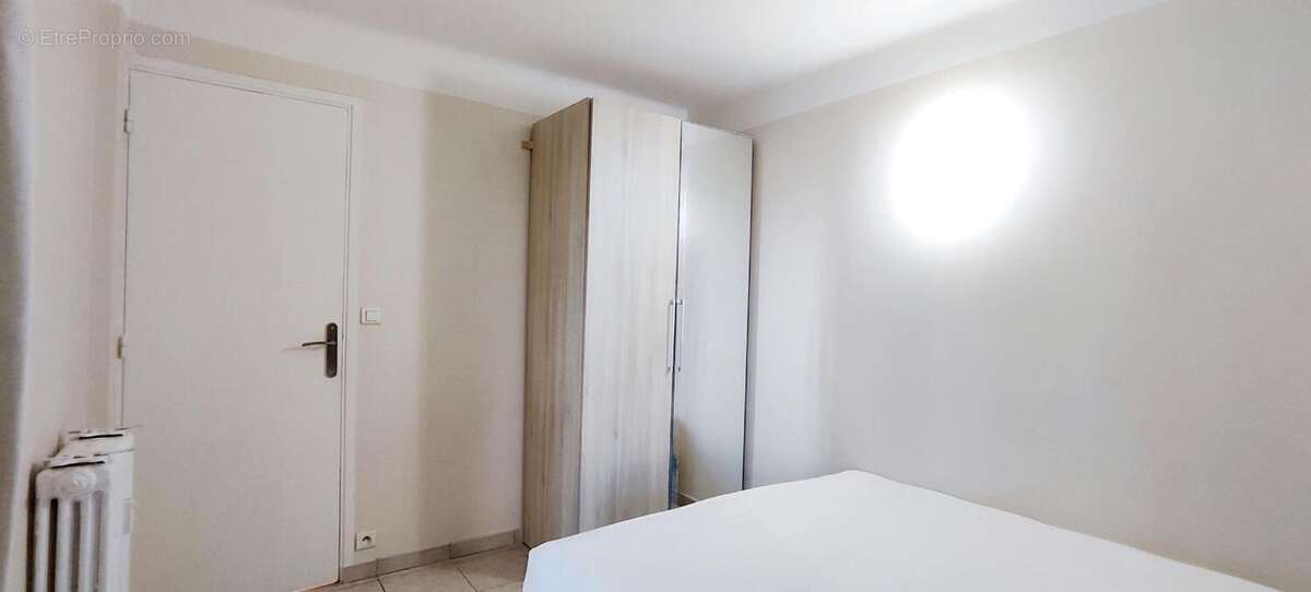 Appartement à VALLAURIS