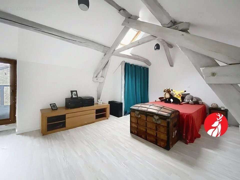 Maison à MILLY-LA-FORET