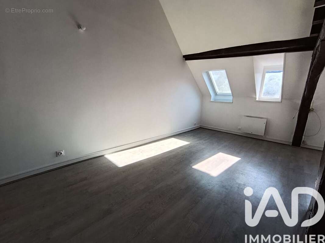 Photo 6 - Appartement à CHARLEVILLE-MEZIERES