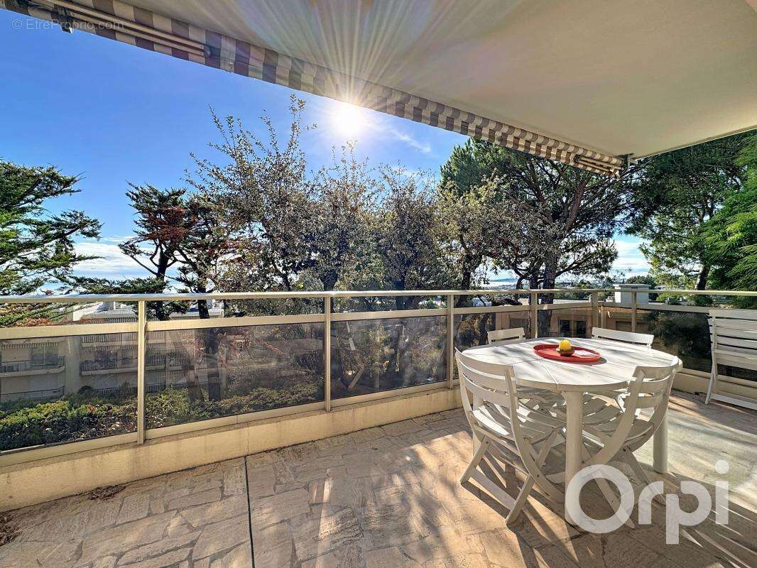 Appartement à VILLENEUVE-LOUBET