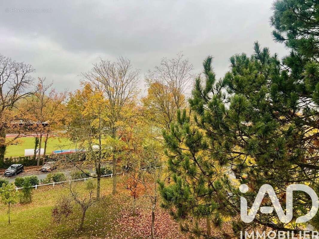 Photo 5 - Appartement à L'ISLE-ADAM