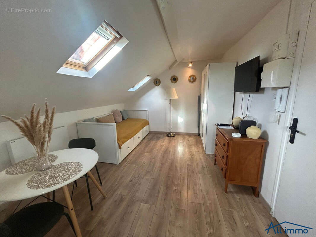 Appartement à SAINT-MAUR-DES-FOSSES